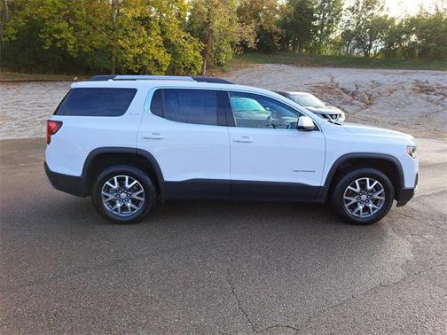 2023 GMC Acadia FWD SLT