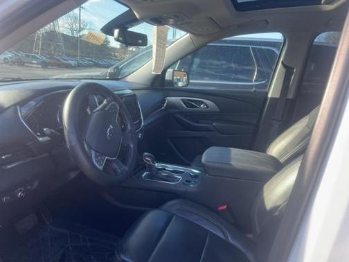 2021 Chevrolet Traverse RS