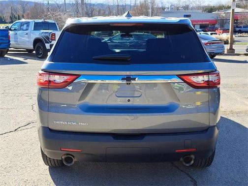 2020 Chevrolet Traverse LS