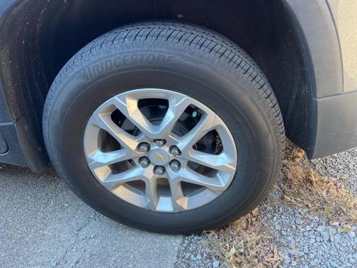 2020 Chevrolet Traverse LS