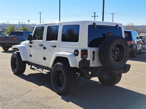 2013 Jeep Wrangler Unlimited Sahara