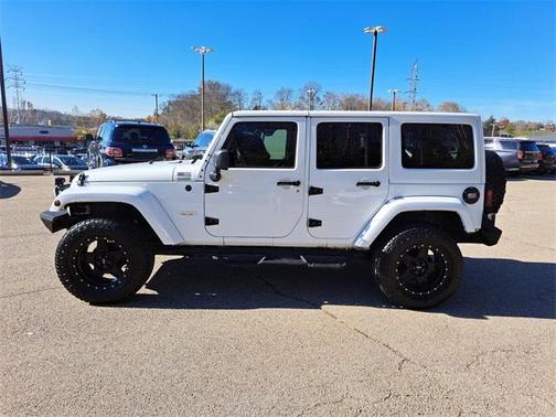 2013 Jeep Wrangler Unlimited Sahara