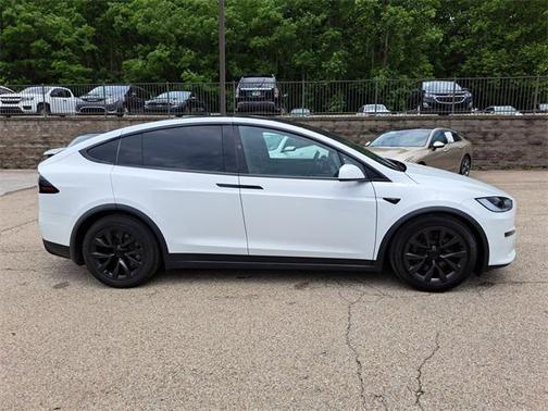2023 Tesla Model X Standard Range
