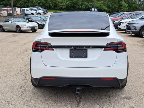 2023 Tesla Model X Standard Range