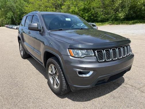 2020 Jeep Grand Cherokee Laredo