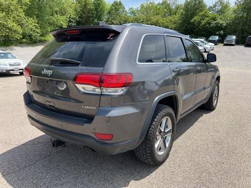 2020 Jeep Grand Cherokee Laredo