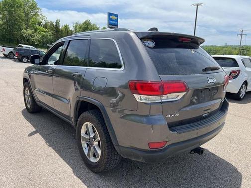 2020 Jeep Grand Cherokee Laredo
