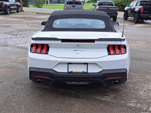 2024 Ford Mustang EcoBoost