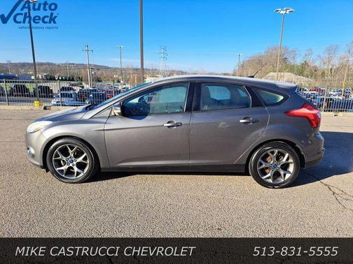 Sterling Gray Metallic 2013 Ford Focus SE