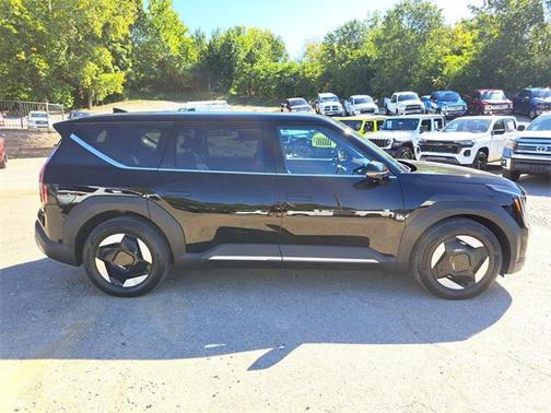 2024 Kia EV9 Light Long Range
