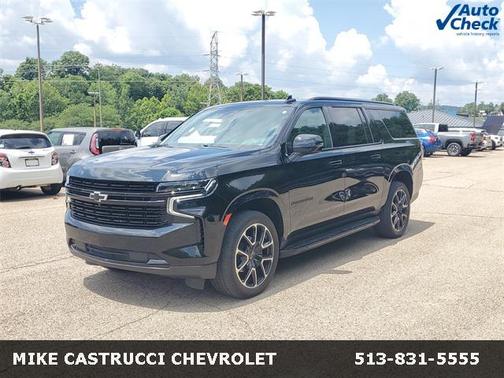 2023 Chevrolet Suburban RST