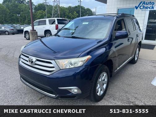 2011 Toyota Highlander SE