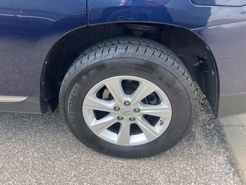 2011 Toyota Highlander SE