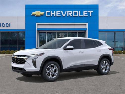 2025 Chevrolet Trax LS