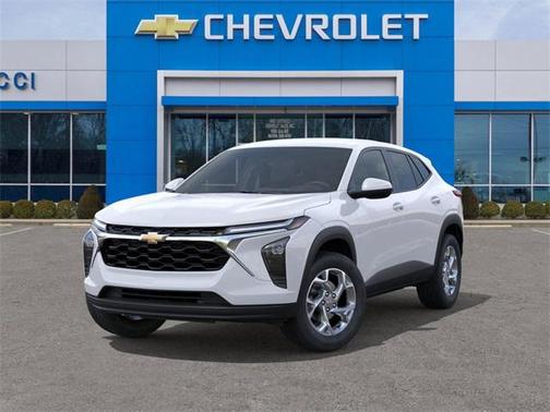 2025 Chevrolet Trax LS