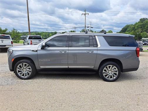 2021 GMC Yukon XL SLT