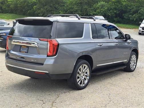 2021 GMC Yukon XL SLT