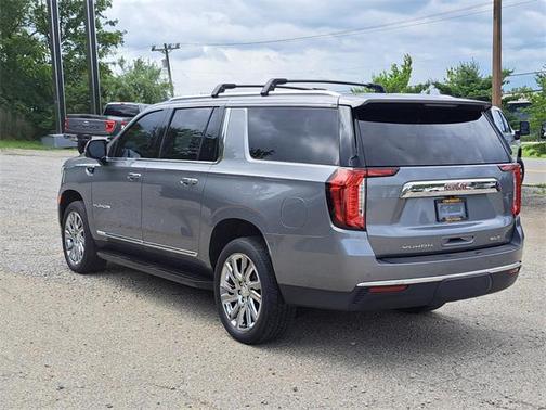 2021 GMC Yukon XL SLT