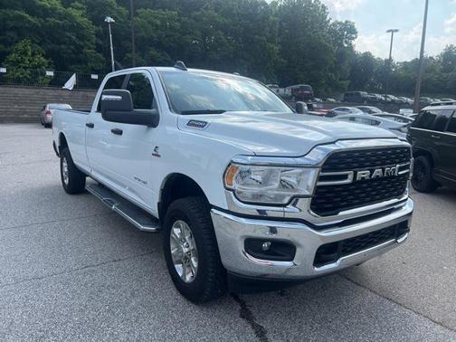 2024 RAM 2500 Big Horn Crew Cab 4x4 8' Box