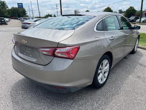 2022 Chevrolet Malibu FWD LT