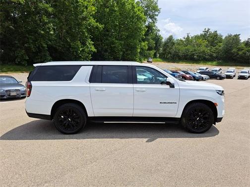 2021 Chevrolet Suburban LT