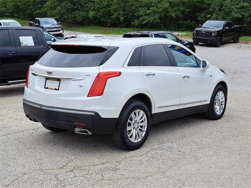 2017 Cadillac XT5 Base