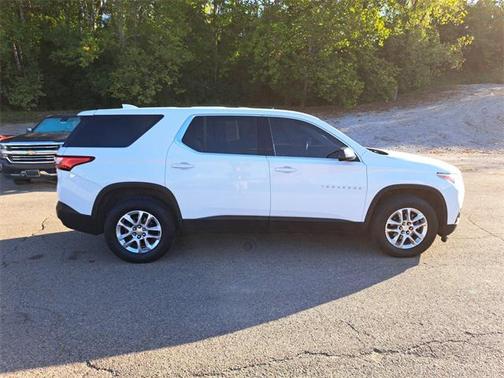 2018 Chevrolet Traverse LS