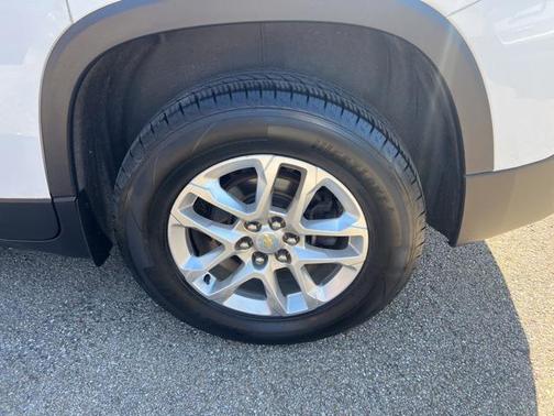 2018 Chevrolet Traverse LS