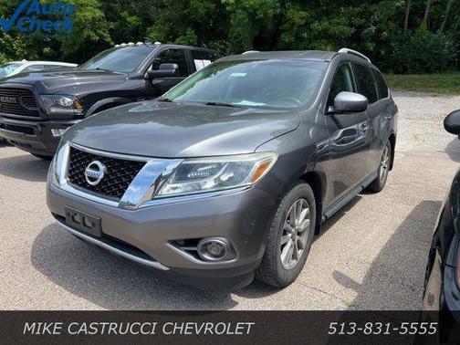 Gun Metallic 2015 Nissan Pathfinder S