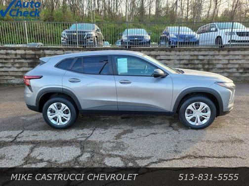 Sterling Gray Metallic 2024 Chevrolet Trax LS
