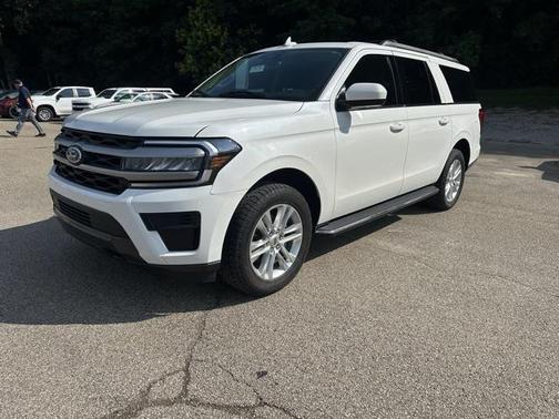 2022 Ford Expedition Max XLT