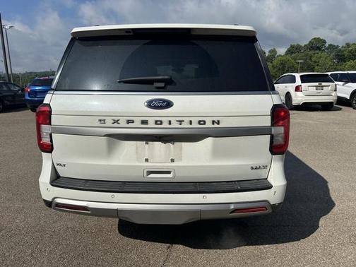 2022 Ford Expedition Max XLT