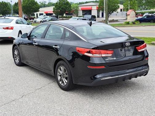 2020 Kia Optima LX