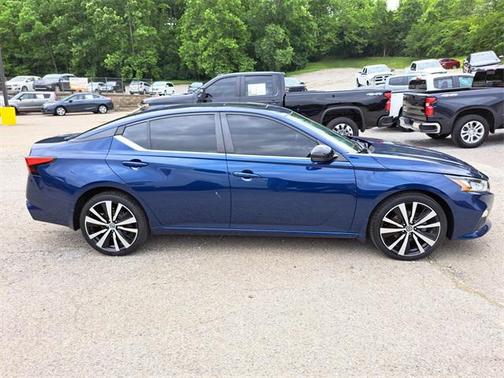2020 Nissan Altima SR Intelligent AWD