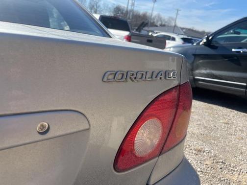 2003 Toyota Corolla LE