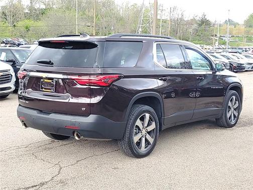 2022 Chevrolet Traverse LT Leather