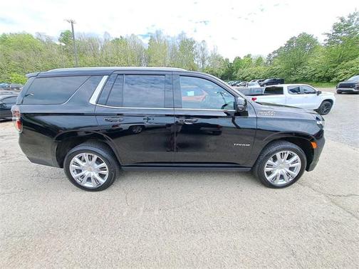 2022 Chevrolet Tahoe 4WD High Country