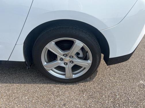 2018 Chevrolet Volt LT