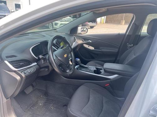 2018 Chevrolet Volt LT