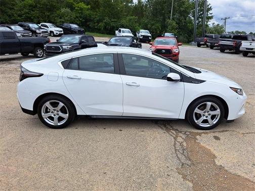 2018 Chevrolet Volt LT