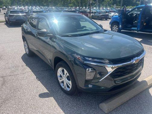 Cypress Gray 2025 Chevrolet Trax LS
