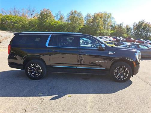 2025 GMC Yukon XL 4WD Elevation