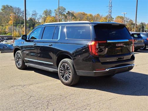 2025 GMC Yukon XL 4WD Elevation