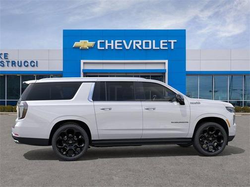 2025 Chevrolet Suburban 4WD High Country