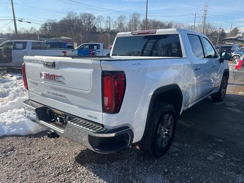 2025 GMC Sierra 1500 SLT