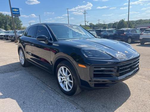 2024 Porsche Cayenne Base