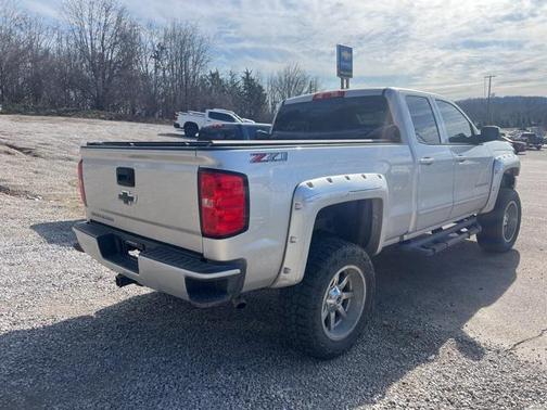 2019 Chevrolet Silverado 1500 2LT