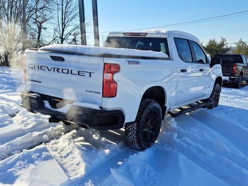 2021 Chevrolet Silverado 1500 Custom Trail Boss