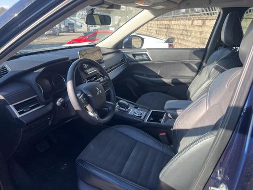 2023 Mitsubishi Outlander SE 2.5 S-AWC