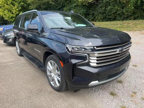 2023 Chevrolet Suburban 4WD High Country